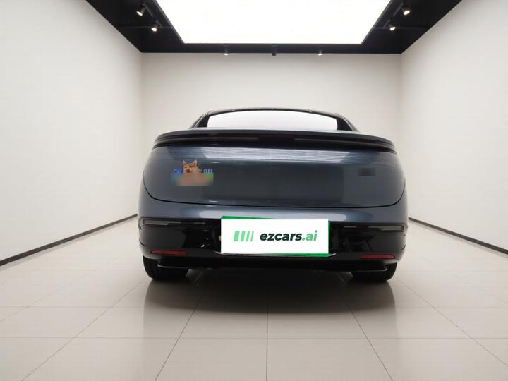 007 2024 RWD 75kWh photo 5