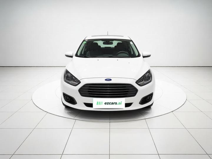 Escort 2019 Facelift 1.5L AT China VI photo 2