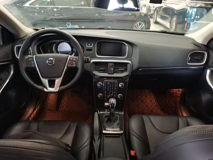 V40 2018 T3 photo 5
