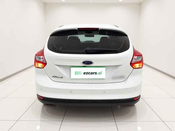 Focus 2012 Hatchback 1.6L AT Comfort photo 5