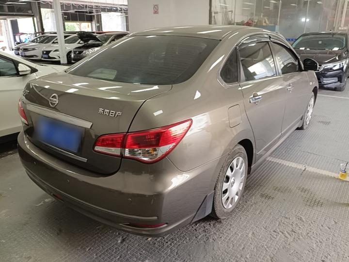 Sylphy 2012 Classic 1.6XE AT Comfort photo 4