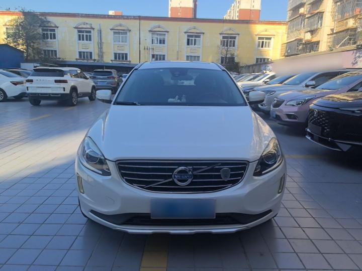 XC60 2017 T5 photo 2
