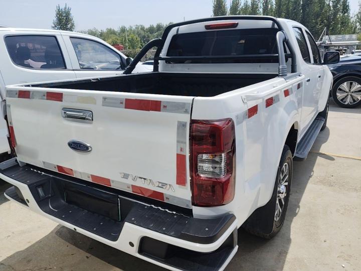 Isuzu TAGA EV 2025 RWD Exclusive Long Wheelbase photo 4