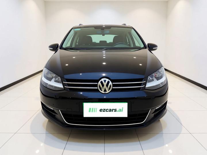 2018 380TSI 7-Seater photo 2