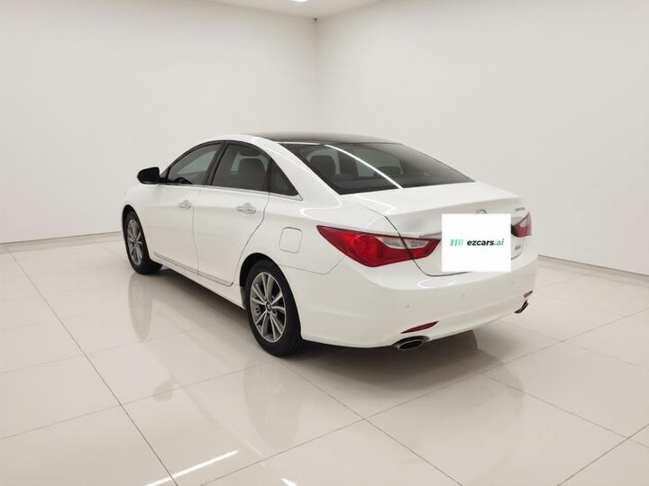 Sonata 2014 2.4L AT Leading IV photo 4
