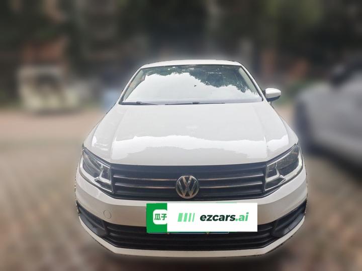 Santana 2018 1.5L AT photo 2