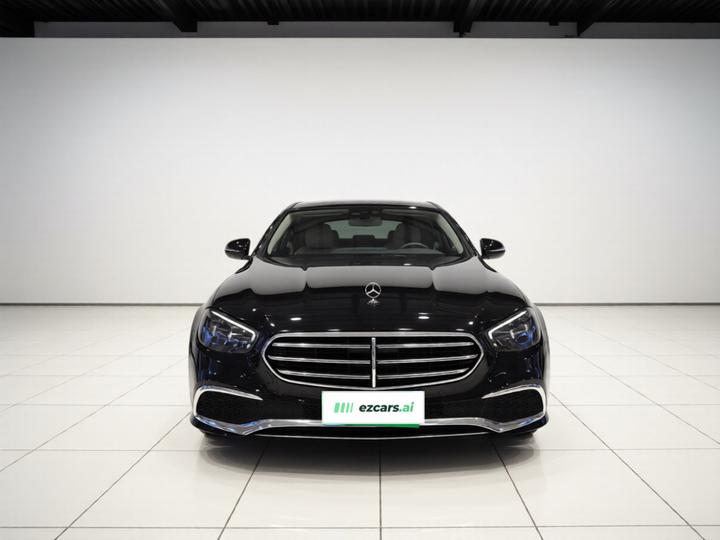 E-Class 2022 E 260 L photo 2