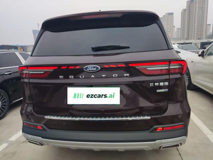 Equator 2021 EcoBoost 225 PLUS 7-Seater photo 3