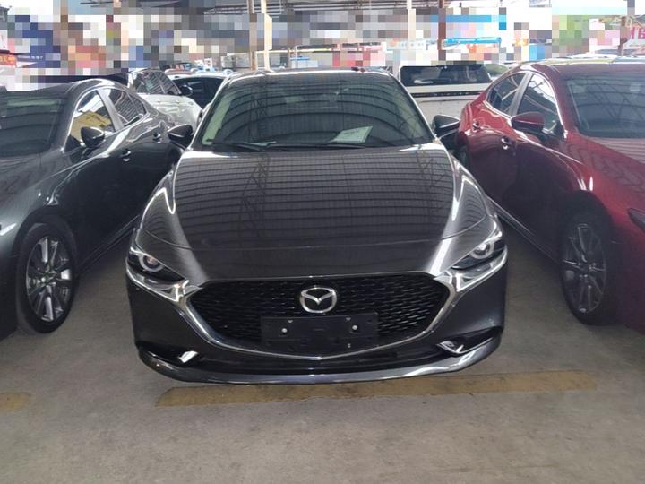 3 Axela 2020 2.0L AT photo 2