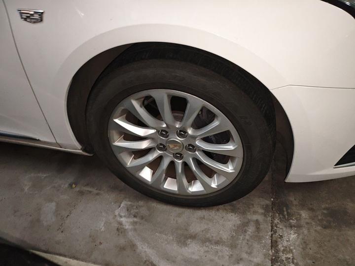 XTS 2018 28T Tech photo 8