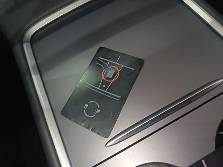 Model Y 2021 Standard Range RWD photo 8