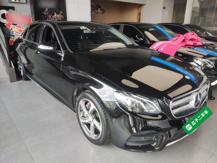 E-Class 2017 E 300 L Sport Luxury photo 3