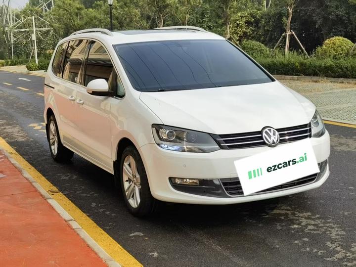 2018 380TSI 7-Seater photo 3