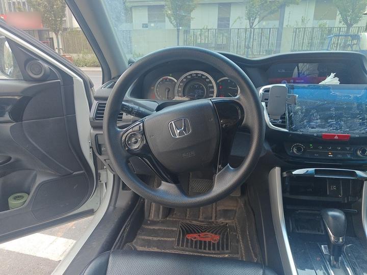 Accord 2016 2.0L Comfort photo 7