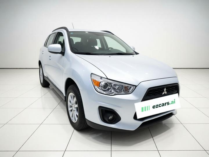 ASX 2013 2.0L CVT RWD Elite photo 3