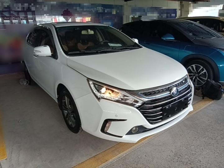 Qin EV 2017 1.5T Premium photo 3