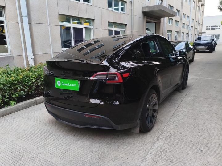 Model Y 2022 Facelift RWD photo 4