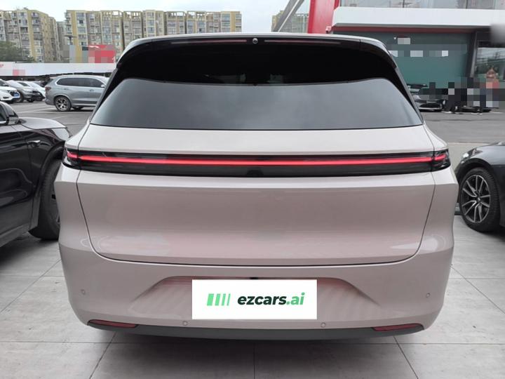 Li Auto L6 2025 Max Smart Refresh Edition photo 5