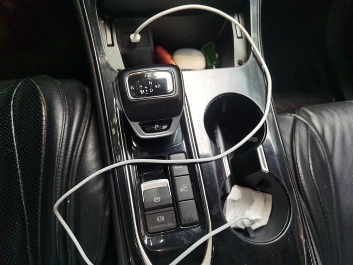 Forthing T5 EVO 2023 1.5TD DCT photo 6
