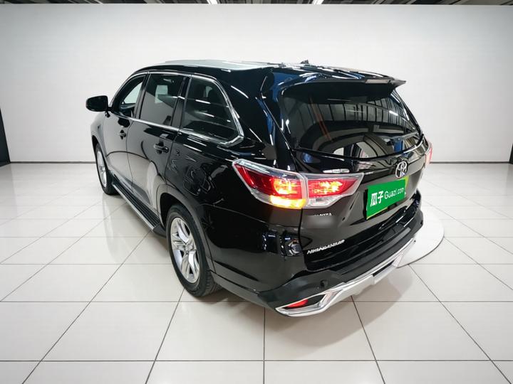 Highlander 2017 2.0T AWD Luxury 7-Seater photo 4