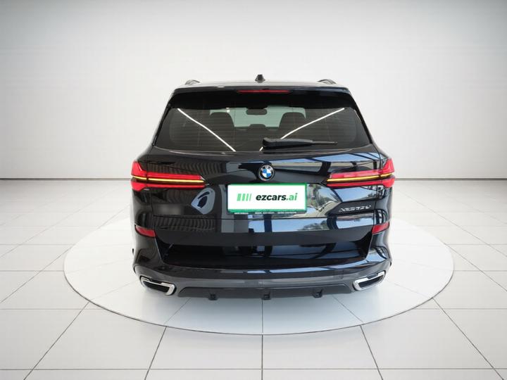 X5 2023 xDrive 30Li Exclusive M M Sport Night Package photo 5