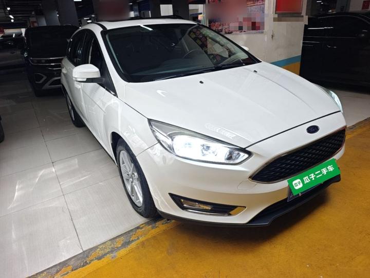 Focus 2017 Hatchback EcoBoost 125 AT Fashion photo 3