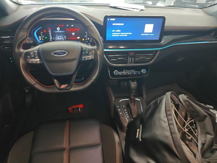 Focus 2022 Hatchback EcoBoost 180 AT ST Line photo 5