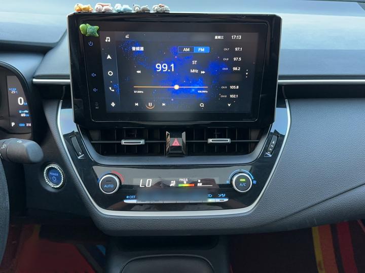 Corolla 2021 Hybrid 1.8L E-CVT Elite photo 8