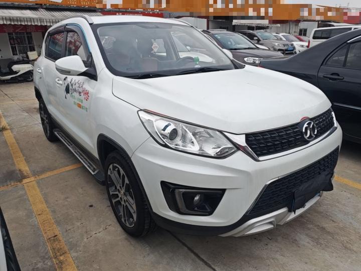 BAIC X35 2016 1.5L AT Luxury photo 3