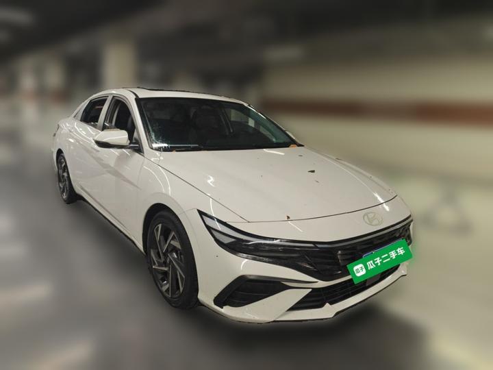 Elantra 2023 1.5L CVT LUX Premium photo 3