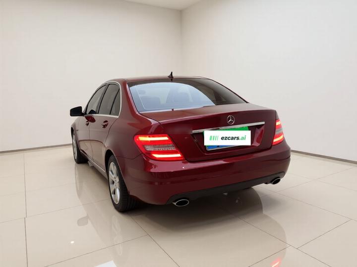 C-Class 2011 C 180K Classic photo 4