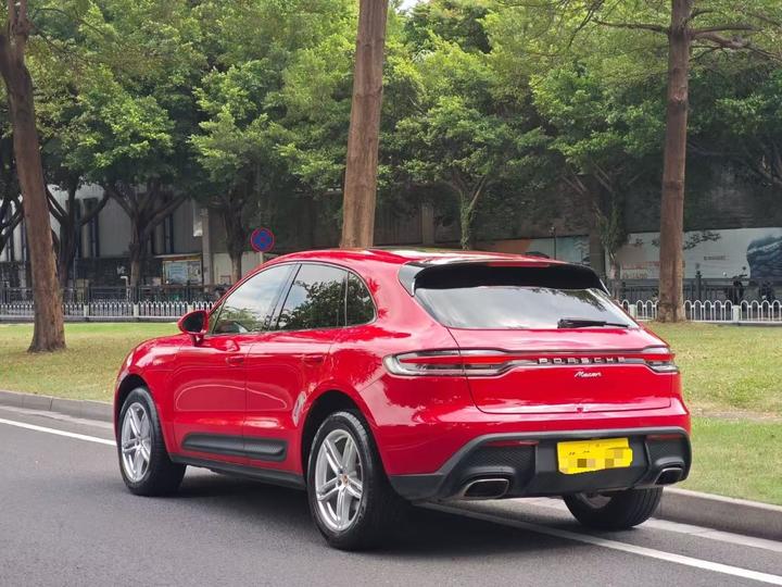 2023 Macan 2.0T photo 4
