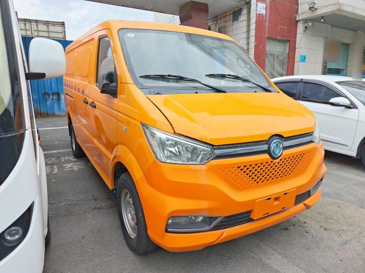 Yufeng EM26 2023 High Trim 41.86kWh photo 3