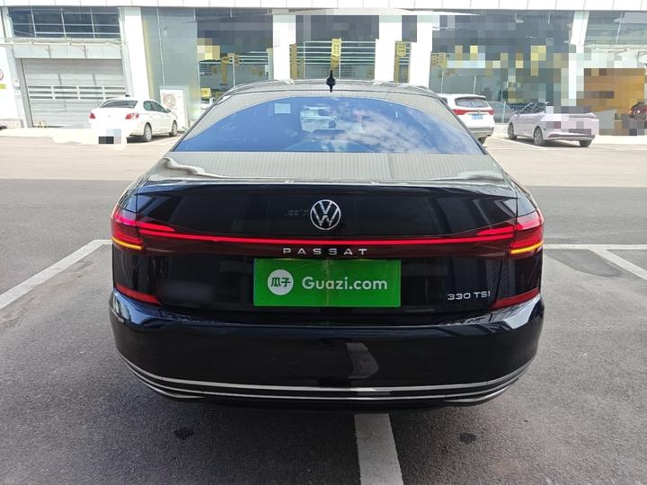 Passat 2023 Facelift 330TSI Luxury photo 3