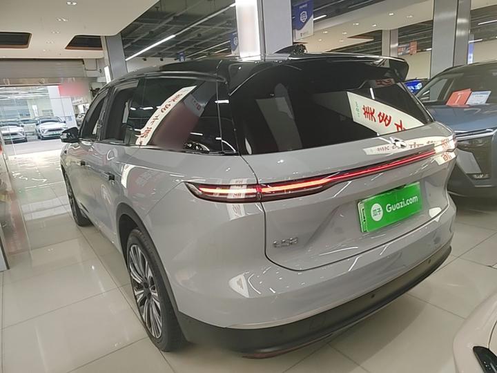 ES8 2023 75kWh Executive photo 4