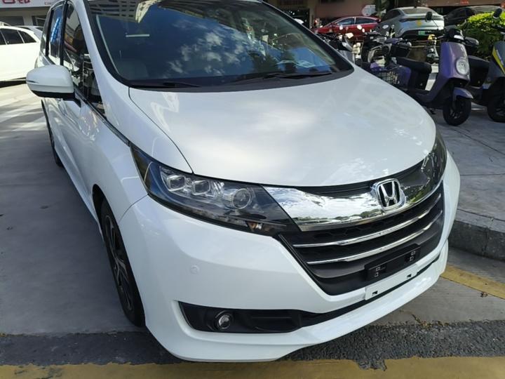 Odyssey 2015 Facelift 2.4L Smart photo 3