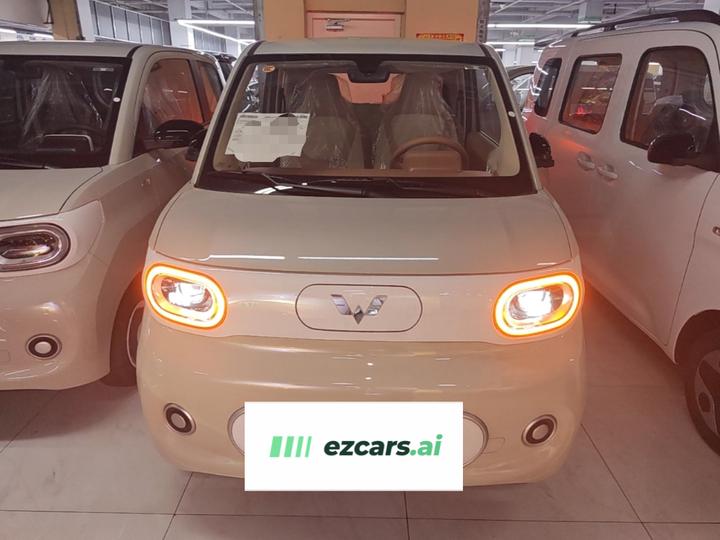Hongguang MINIEV 2024 3rd Gen 215km photo 2