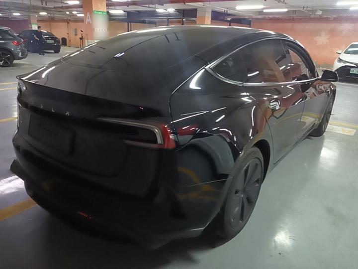 Model 3 2025 RWD photo 4