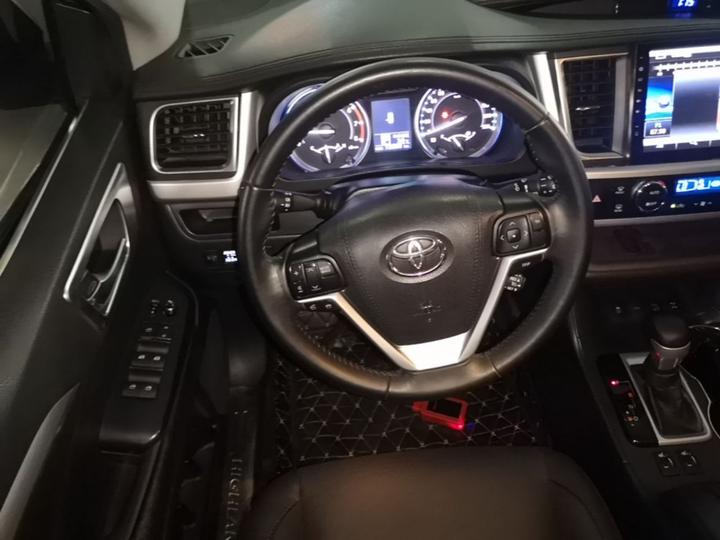 Highlander 2015 2.0T AWD Luxury 7-Seater photo 6