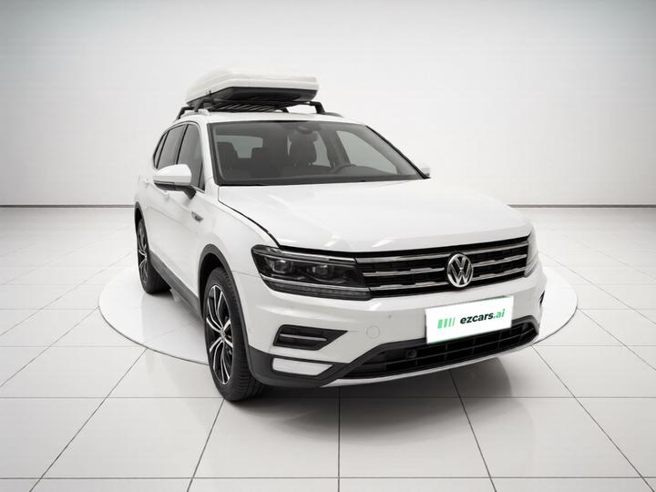 Tiguan L 2019 380TSI AT AWD Luxury 7-Seater China VI photo 3