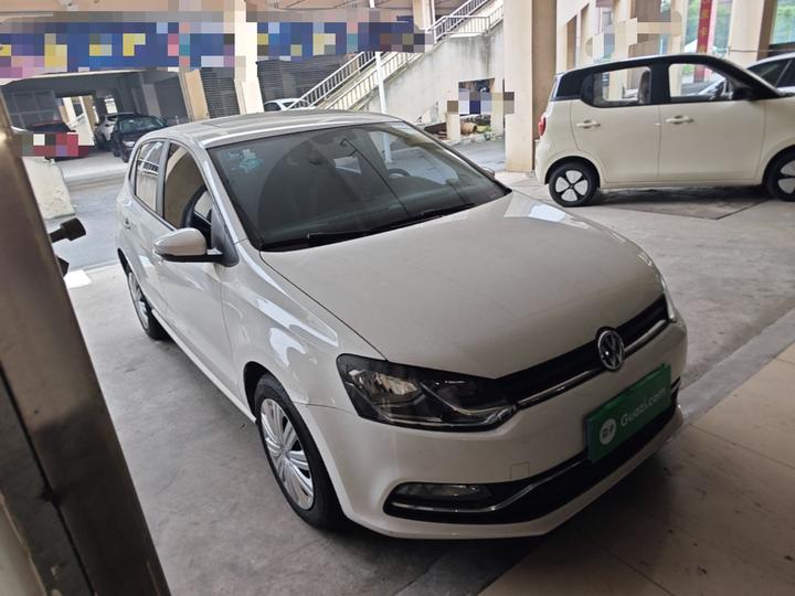 Polo 2016 1.6L AT Comfort photo 3