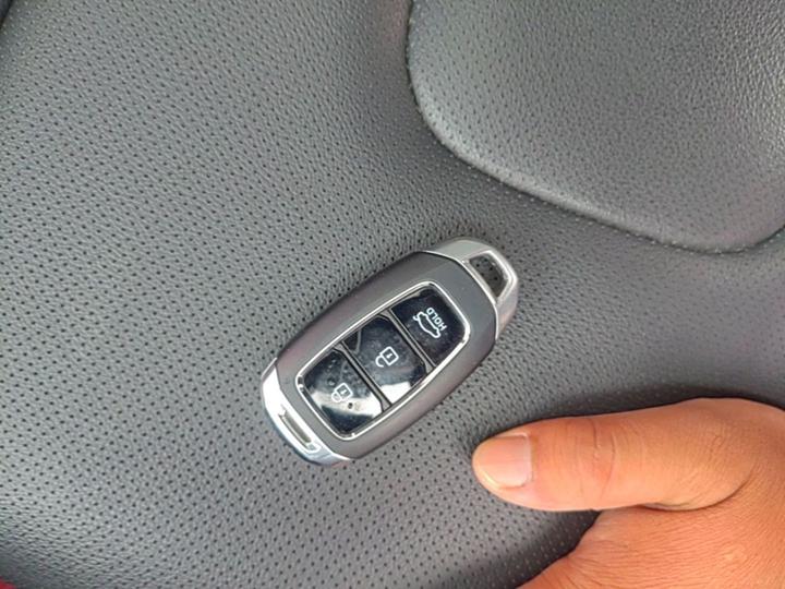 Mistra 2021 1.8L CVT GLX Elite photo 8