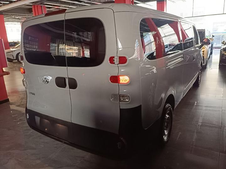 MAXUS V1L 2025 62kWh photo 4