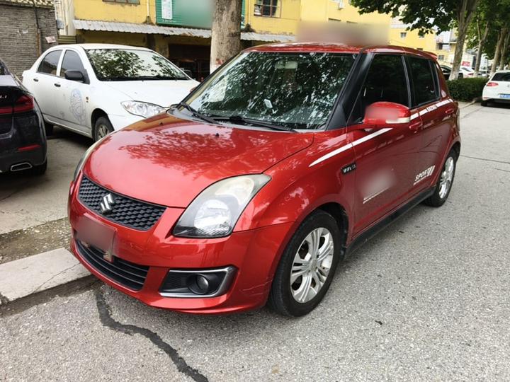 Swift 2014 1.5L AT Fashion