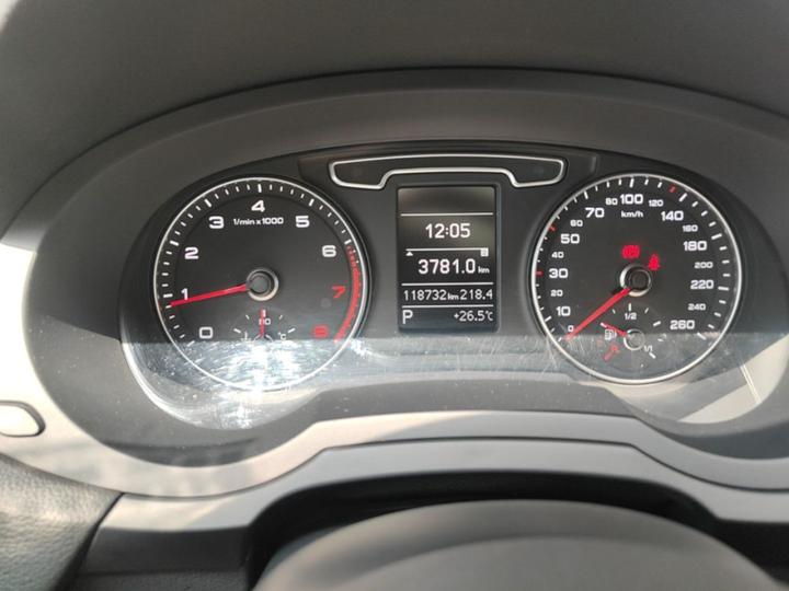 Q3 2015 35 TFSI Progressive photo 3