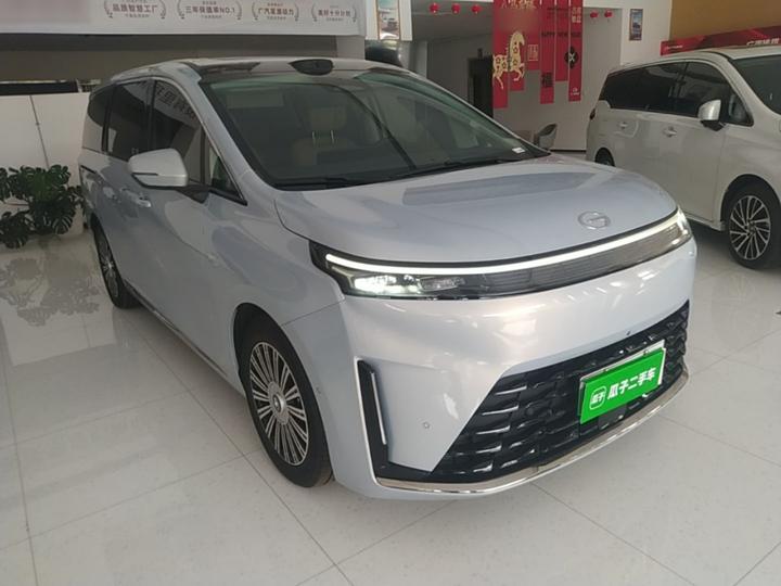 GAC Trumpchi E8 EV 2026 Ultra photo 3