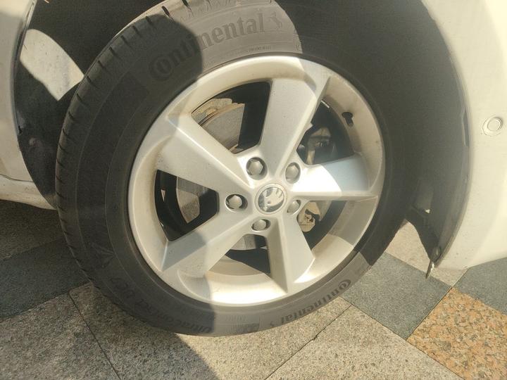 Octavia 2015 1.6L AT photo 8