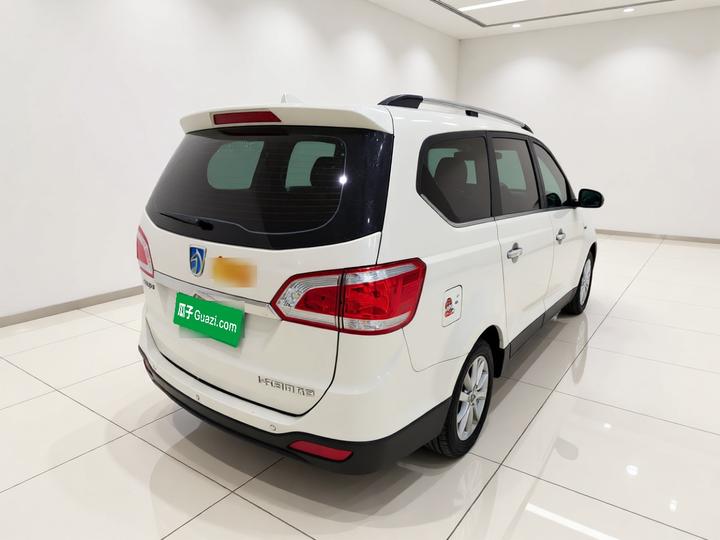 730 2014 1.5L MT Luxury 7-Seater photo 6