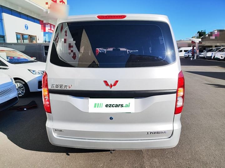 Wuling Hongguang V 2022 1.5L LAR photo 3