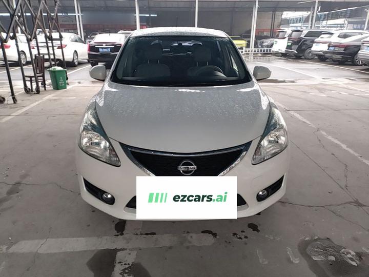 Tiida 2014 1.6L CVT Smart photo 2